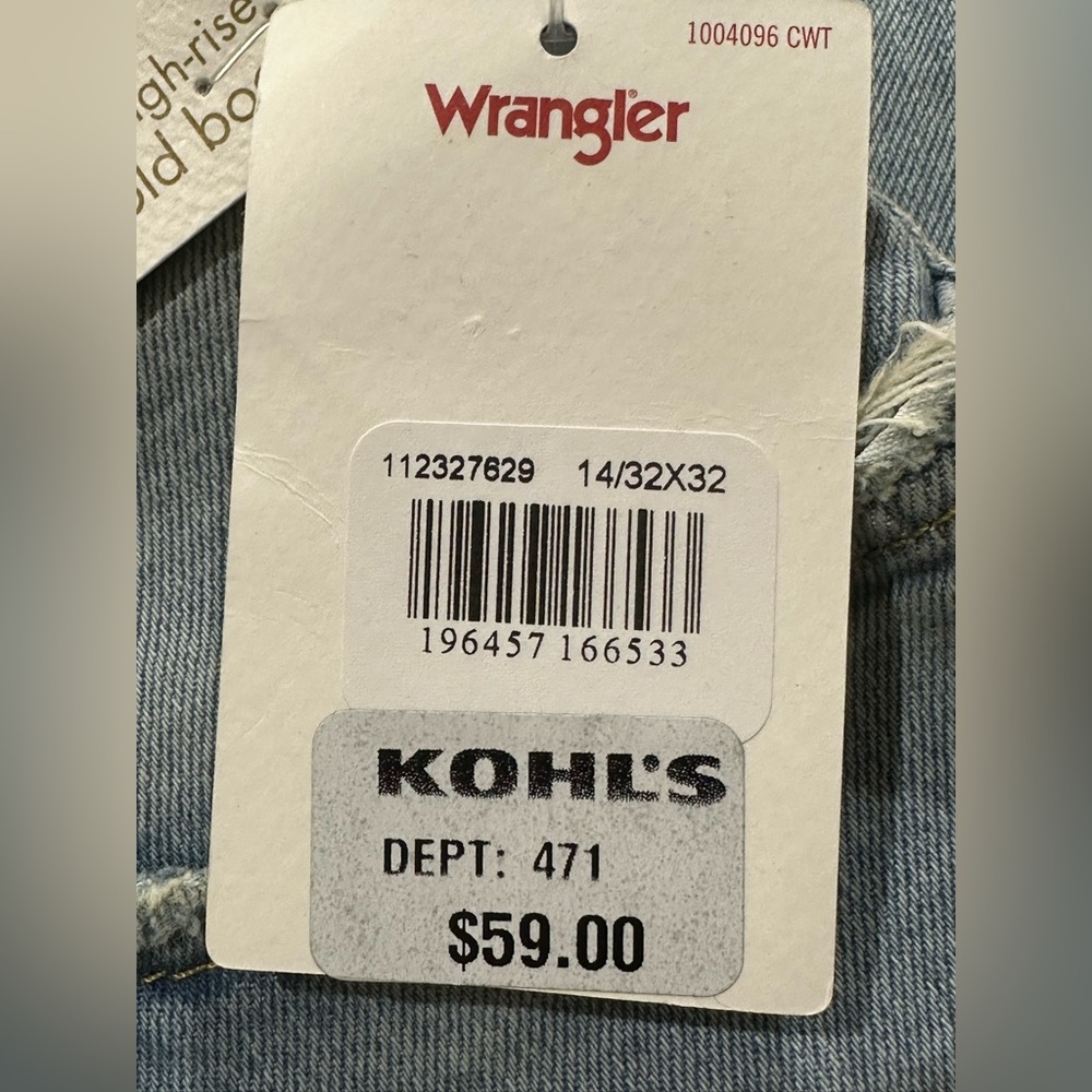 Wrangler Women’s High-Rise Bootcut Jeans
Size: 14 / 32x32 - Picture 14 of 14